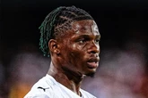 Asaltan la casa de Ramazani, jugador del Valencia, en pleno partido contra el Barcelona