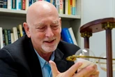 Jay Olshansky, gurú de la longevidad: "El límite realista es de 90 años para las mujeres y 84 para los hombres"
