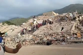 Imágenes del edificio donde se alojaba la familia gallega desaparecida en Venezuela