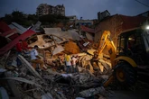 Venezuela busca desesperadamente a 50.000 desaparecidos tras los terremotos