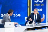 Todo en Zapatero es bastante simple