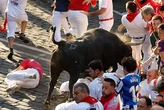 Octavo encierro de San Fermín: jandillas veloces y peligrosos que dejan tres cornadas
