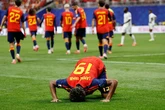 Lamine Yamal iguala la precocidad de Pelé y avisa: "Ya estamos aquí, hemos llegado"