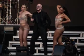 Pitbull versus Turquía: la noche en que 70.000 personas quisieron quedarse calvas
