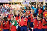 Los números que explican el dominio del fútbol español: 23 títulos en 23 finales durante 25 años