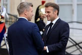 Macron insta a Magyar a sumarse a "la presión sobre la maquinaria de guerra rusa"