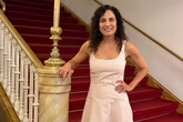 "El ego lo amortiguo en mi casa con mis hijos. Me he vuelto muy casera y son ellos los que se encargan de ponerte los pies en el suelo"
