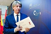 Dos rostros nuevos, las grandes dudas del Comité Federal del PSOE: los "desalineados" Cotrina y Martínez