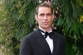 Jon Kortajarena y la romántica foto que ha compartido junto a un misterioso hombre: ¿tiene novio?