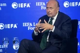 De Milei a Sánchez: así es José Luis Manzano, el empresario argentino que se ha asociado con los accionistas 'rebeldes' de Prisa en su nuevo canal de televisión