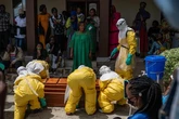 La OMS alerta de que la epidemia de ébola "nos está superando" y eleva a 220 las muertes sospechosas en Congo