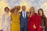 La reina Máxima de Holanda, pletórica y con la popularidad disparada, se lo pasa en grande en el Día del Rey