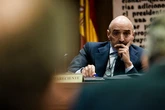 El testaferro de Zapatero tenía en su casa 286.000 euros escondidos en una bolsa de golf, el baño y radiadores de la calefacción