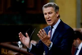 "¿A seguir delinquiendo se refiere, señor Sánchez?": Feijóo exige al presidente que disuelva las Cortes y acusa a los socios de "indignidad"