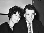 Norman Mailer, tras apuñalar a su esposa: "No la toquéis, dejad morir a esta perra"