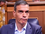 Inédita petición de dimisión por parte de las dos cámaras