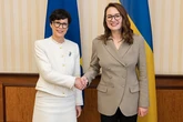 La comisaria Marta Kos confirma la apertura de negociaciones de la Unión Europea con Ucrania el 15 de junio
