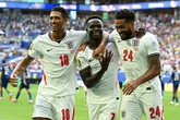 Inglaterra se lleva el bronce con un 'hat trick' de Saka y Mbappé, de momento, se queda el pichichi