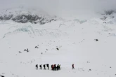 Milagro en el Everest: encuentran con vida a un sherpa seis días después de desaparecer y haber sido dado por muerto