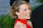 El primer ministro australiano se disculpa tras sus respuestas sobre Kylie Minogue a la pregunta de con quién se acostaría, se casaría o tendría una cita