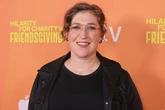 "Una diarrea incontrolable, eructos con olor a azufre, ataques de estornudos, calambres...": Los problemas de Mayim Bialik (The Big Bang Theory) con las inyecciones para adelgazar