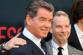 Sean, el desconocido hijo de Pierce Brosnan: de los problemas de adicciones tras sufrir un accidente y la muerte de su hermana a ejercer hoy como psicoterapeuta