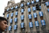 Argentina, asombrada y dolida por la ola de rechazo: "El mundo va a ver dónde puede llegar un país lleno de argentinos"