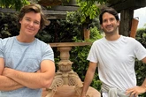 Aitor Gómez, el ex de José Bono Jr. que triunfa restaurando muebles con su novio
