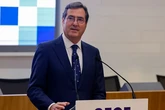Garamendi cree que las empresas no deberían pagar las bajas mientras el Gobierno no luche contra el absentismo: "Arréglenlo"
