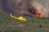 Incendios hoy en España, última hora en directo | El viento cambiante preocupa en el incendio de Orés, que se acerca a las 14.000 hectáreas