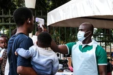 La OMS declara "emergencia de salud pública" por el nuevo brote de ébola en el Congo y Uganda