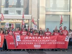 Las plantillas de banca elevan el tono contra la presión comercial y piden participar en el reparto de los beneficios récord de las entidades