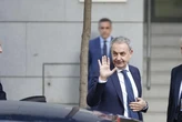 El juez ofrece a Hacienda personarse en la investigación de las joyas de Zapatero como "potencial perjudicada"