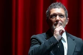 Antonio Banderas niega su ruina y defiende su modelo de teatro sin subvenciones: las cifras que avalan a su Broadway malagueño
