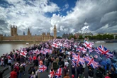 Bizarre line-up of Tommy Robinson allies due to speak at major march