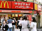 Police look for man who killed schoolgirl at Japan McDonald’s