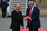 Trump hand-delivered Putin a letter from Melania: White House
