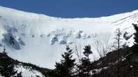 Skier seriously injured after triggering avalanche on Mount Washington