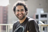 Alaa Abd el-Fattah freed from Egyptian prison after Sisi pardon