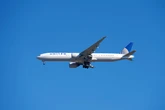 New recording reveals moment United flight suffers engine failure