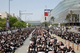 Samsung holds last-minute talks to cancel its biggest ever strike