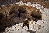 Builder makes chance discovery of 1,500-year-old tomb complex