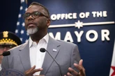 Chicago mayor signs order to ‘protect people’ ahead of Trump takeover