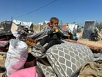 Palestinians in Rafah ‘awaiting execution’ as ceasefire pressure grows