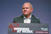 Union boss warns Starmer over ‘echoing the right’ on immigration