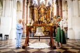 Dutch queen gifts bell made from Russian weapons in support of Ukraine