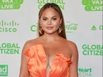 Chrissy Teigen apologises for past ‘awful tweets’