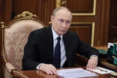 Kremlin denies Trump’s warning that Russian economy will ‘collapse’