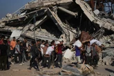 At least 34 people killed in Israeli strikes in Gaza as ceasefire prospects inch closer