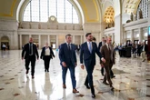Reporter’s wallet stolen at JD Vance-Hegseth crime crackdown photo op